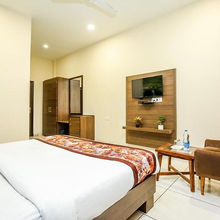 Hotel Karan Residency - 5 Min Walk From Golden Temple Amritsar Exterior photo